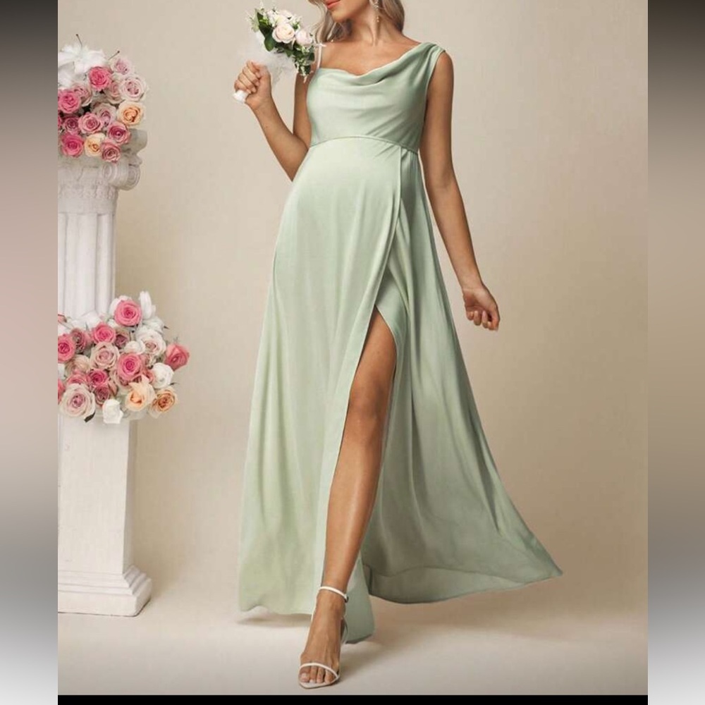 SHEIN Light Green Maxi Dress with Slit